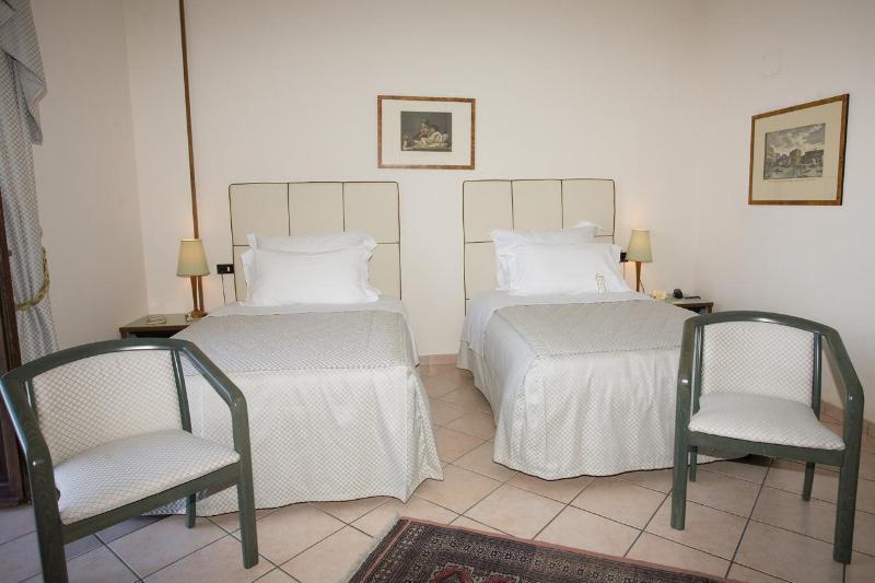 Domus Mariae Albergo Syracuse Esterno foto