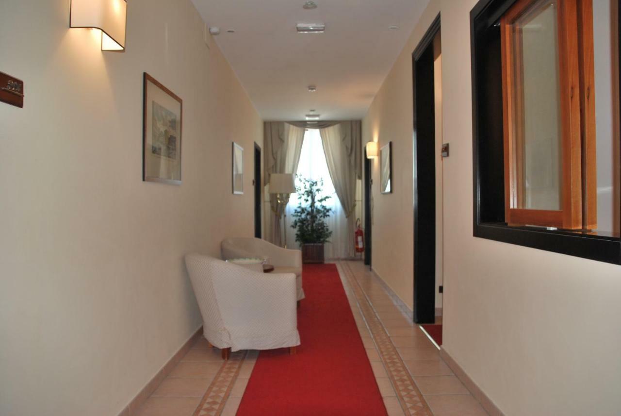 Domus Mariae Albergo Syracuse Esterno foto